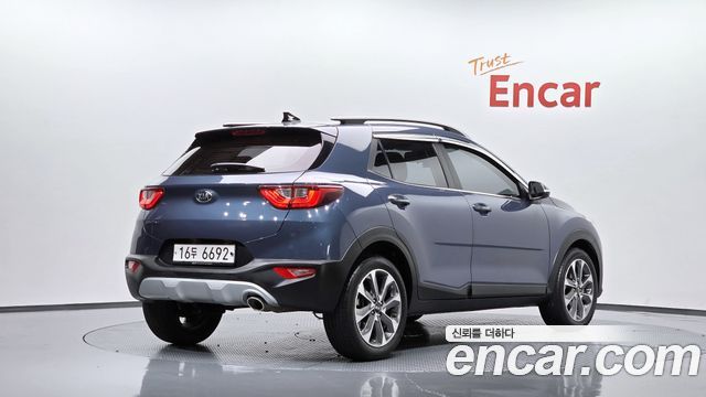Kia Stonic 2019 — photo 2
