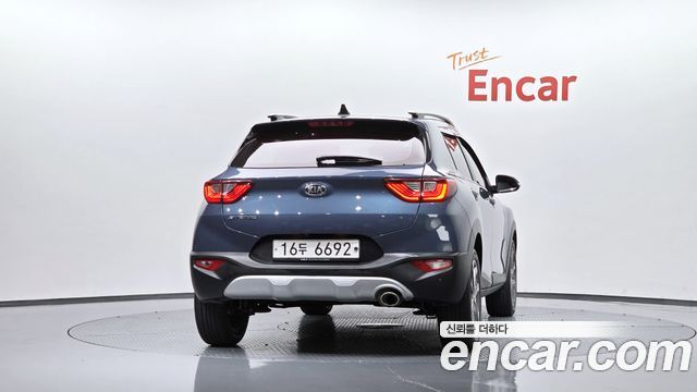Kia Stonic 2019 — photo 4