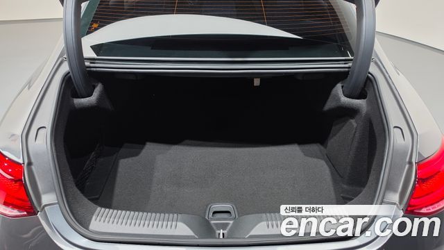 Mercedes-Benz CLS-Class 2019 — photo 18