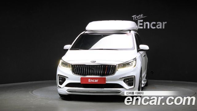 Kia Canival 2019 — photo 3