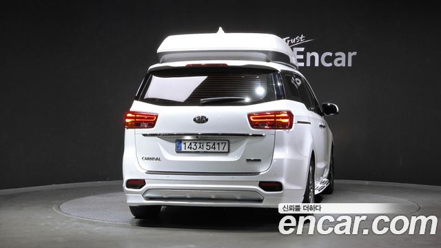 Kia Canival 2019 — photo 4