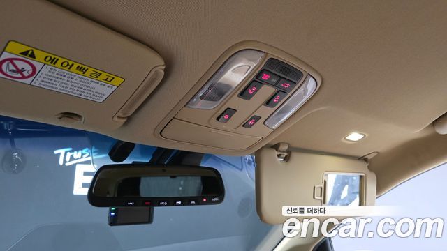 Kia Canival 2019 — photo 25