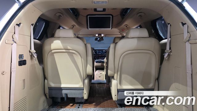Kia Canival 2019 — photo 26