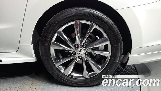 Kia Canival 2019 — photo 7