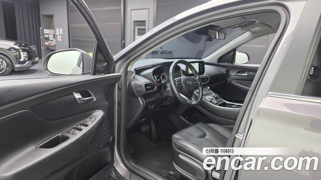 Hyundai Santafe 2022 — photo 13