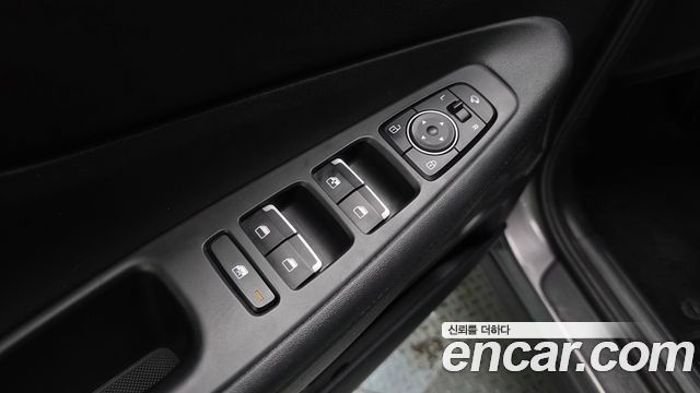 Hyundai Santafe 2022 — photo 19