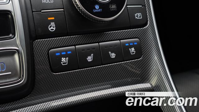 Hyundai Santafe 2022 — photo 26