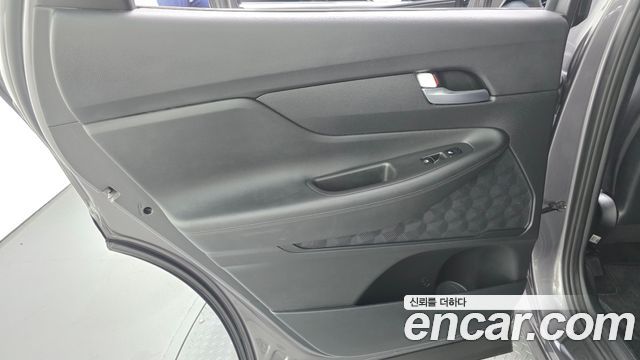 Hyundai Santafe 2022 — photo 15