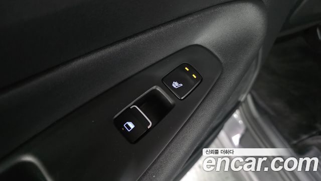 Hyundai Santafe 2022 — photo 29