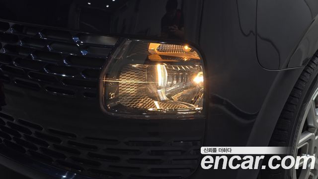 Hyundai Staria 2022 — photo 8