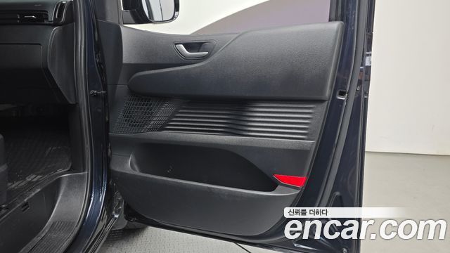 Hyundai Staria 2022 — photo 14