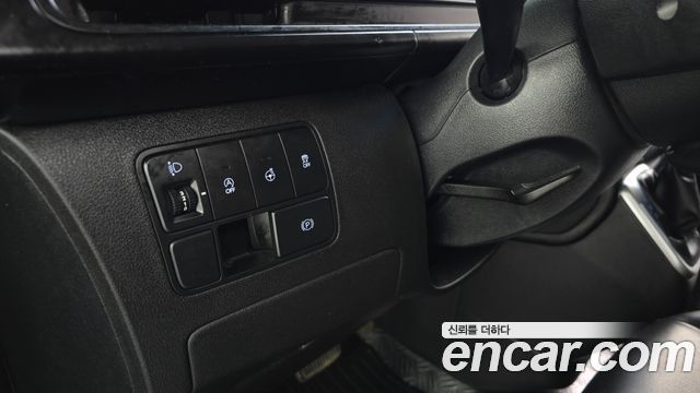 Hyundai Staria 2022 — photo 27