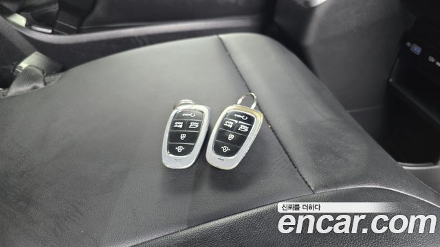 Hyundai Staria 2022 — photo 28