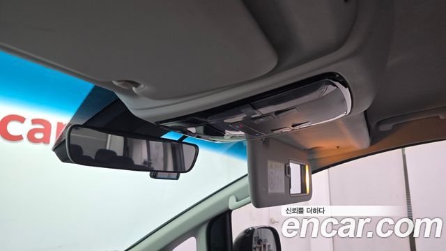 Hyundai Staria 2022 — photo 29