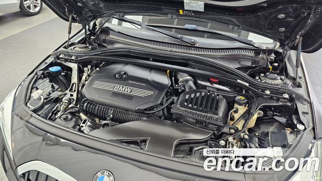 BMW 1-Series 2022 — photo 6