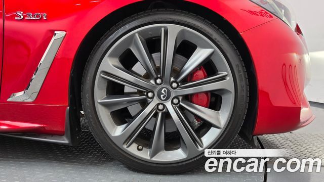 Infiniti Q60 2018 — photo 7
