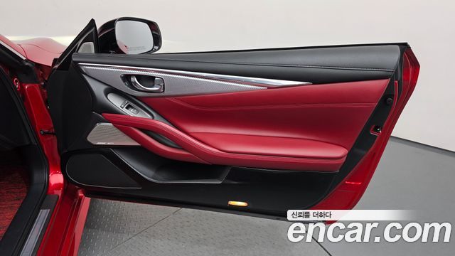 Infiniti Q60 2018 — photo 15