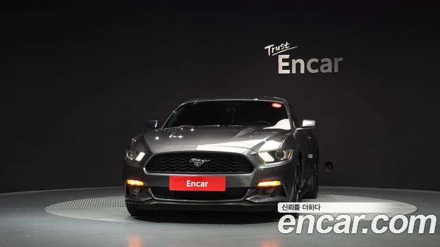 Ford Mustang 2015 — photo 3