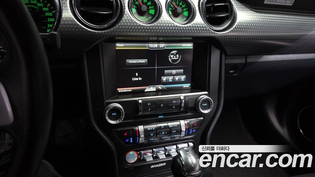 Ford Mustang 2015 — photo 14