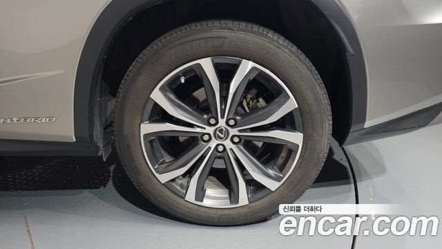 Lexus RX 2019 — photo 7