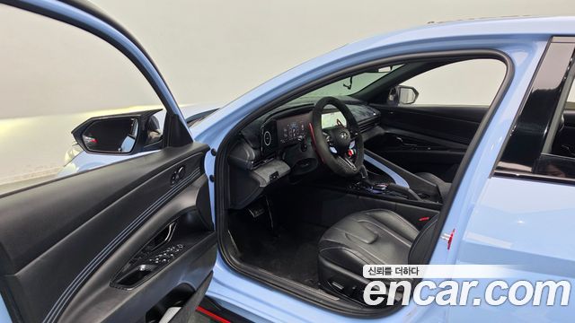 Hyundai AVANTE 2022 — photo 13