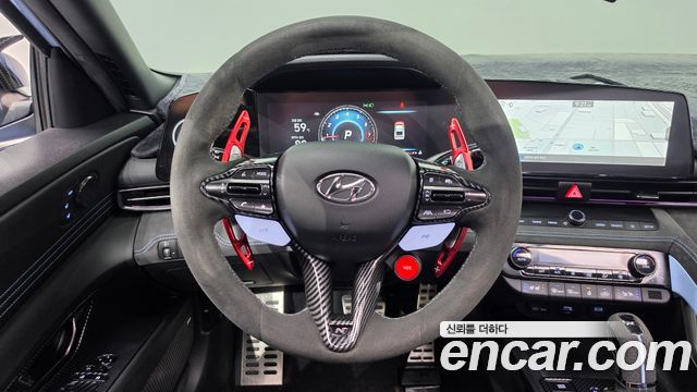 Hyundai AVANTE 2022 — photo 18