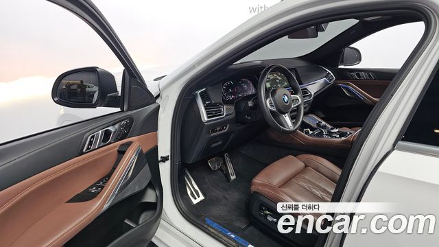 BMW X6 2022 — photo 17