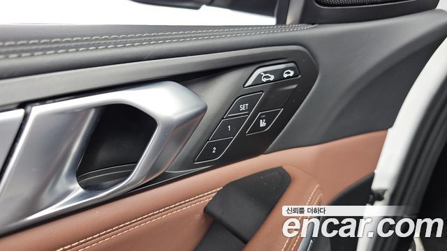 BMW X6 2022 — photo 25