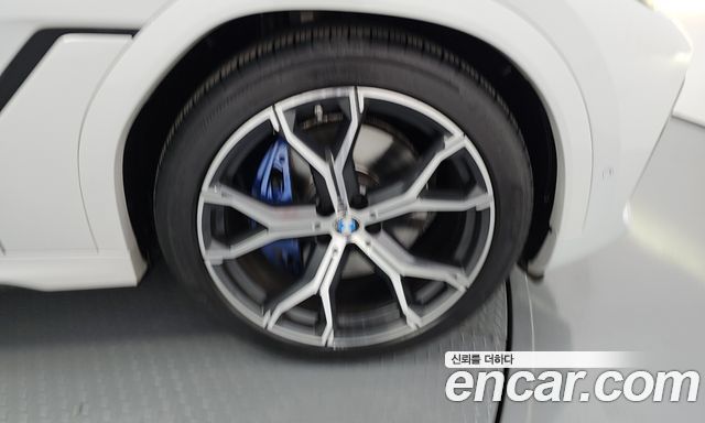 BMW X6 2022 — photo 7