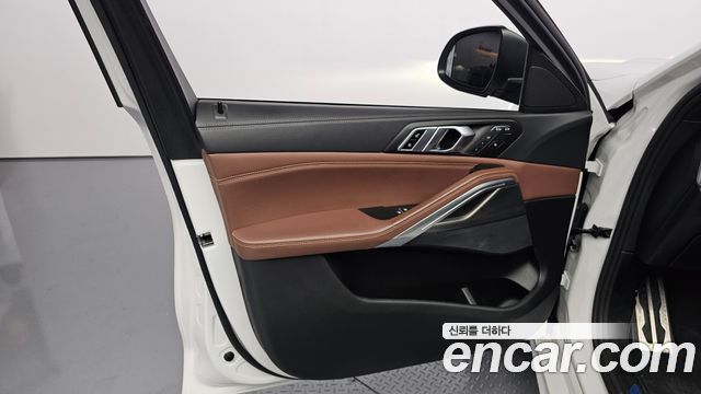 BMW X6 2022 — photo 14