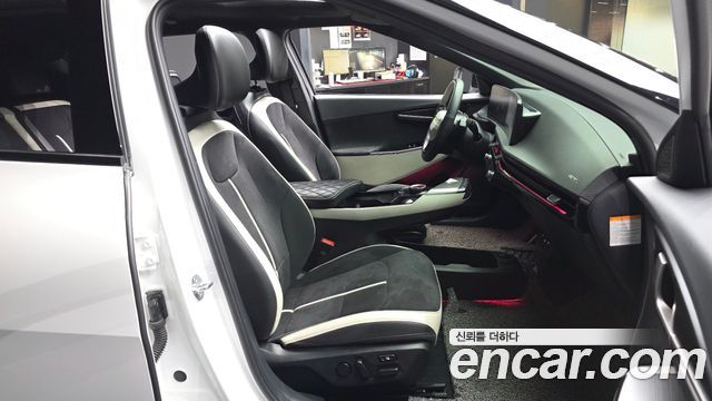 Kia EV6 2025 — photo 17