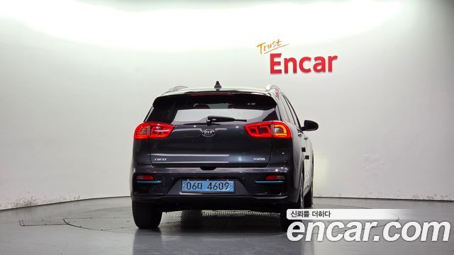 Kia Niro 2019 — photo 4
