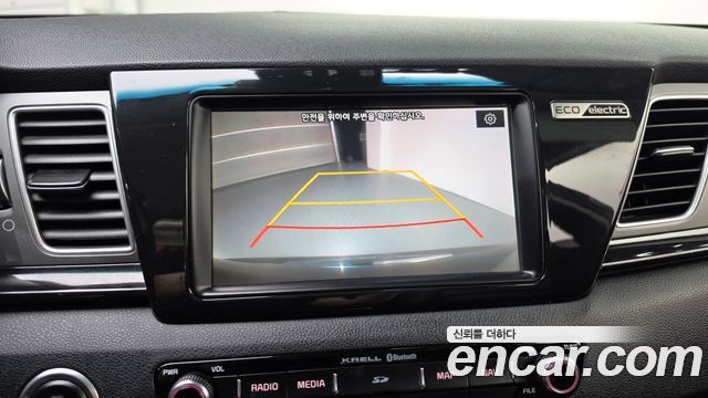 Kia Niro 2019 — photo 21