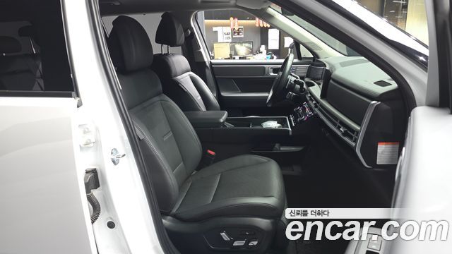 Hyundai Santafe 2024 — photo 17