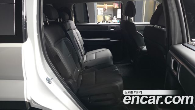 Hyundai Santafe 2024 — photo 18