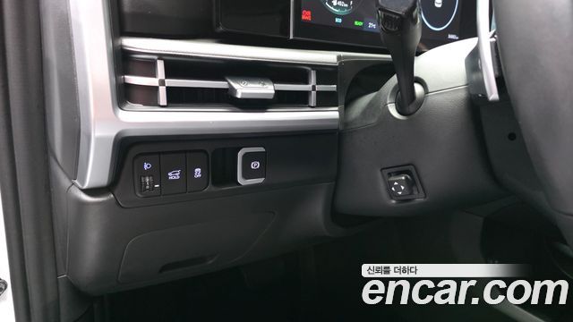 Hyundai Santafe 2024 — photo 29