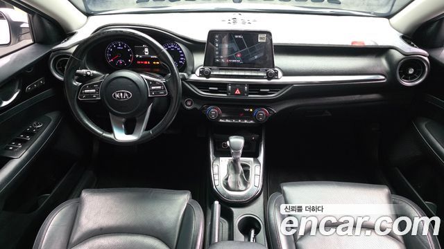 Kia K3 2019 — photo 7
