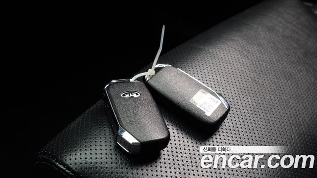 Kia K3 2019 — photo 17