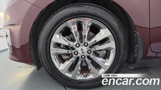 Kia Canival 2018 — photo 5