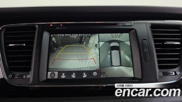 Kia Canival 2018 — photo 21
