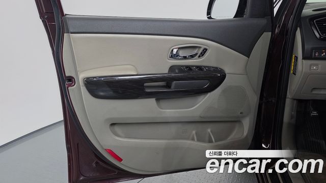 Kia Canival 2018 — photo 14