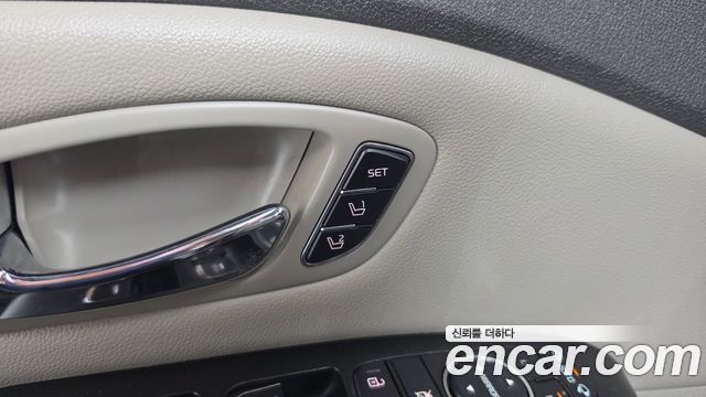 Kia Canival 2018 — photo 31