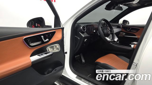 Mercedes-Benz GLC-Class 2024 — photo 13