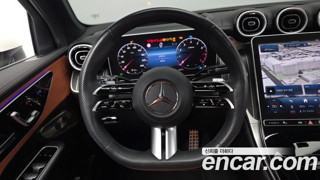 Mercedes-Benz GLC-Class 2024 — photo 19