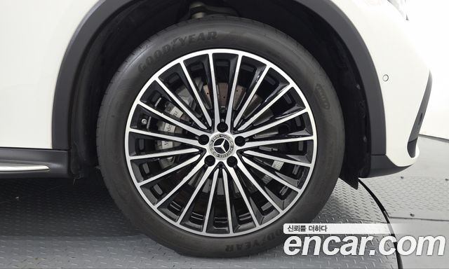 Mercedes-Benz GLC-Class 2024 — photo 7