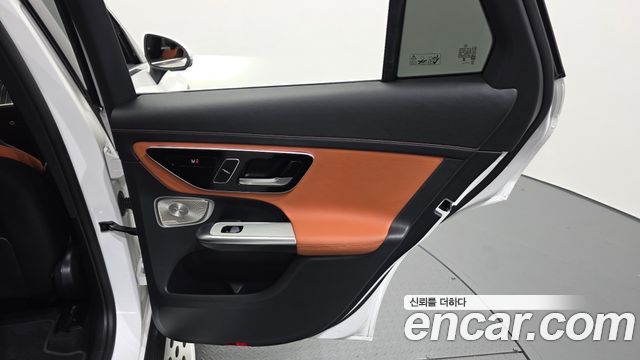 Mercedes-Benz GLC-Class 2024 — photo 15