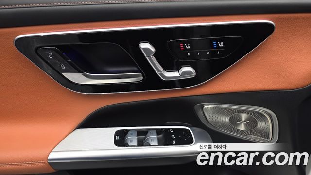 Mercedes-Benz GLC-Class 2024 — photo 29