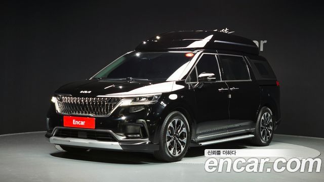 Kia Canival 2022 — photo 1