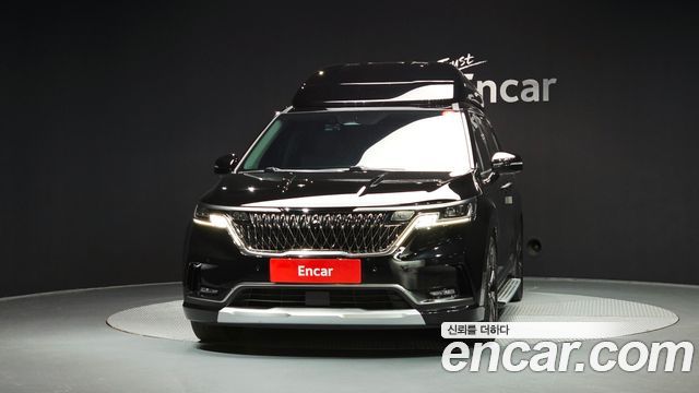 Kia Canival 2022 — photo 3