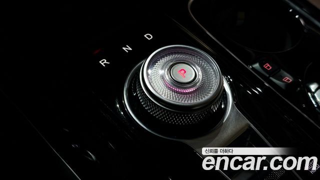 Kia Canival 2022 — photo 12